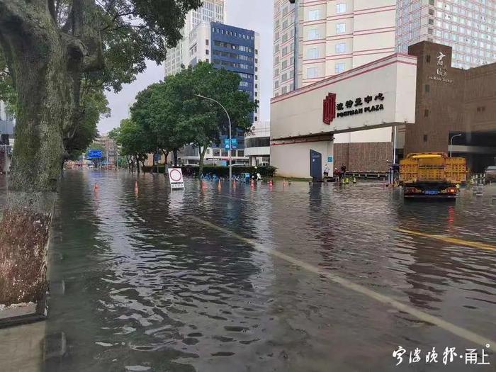 宁波海水倒灌现象引发街边商户关注与呼声