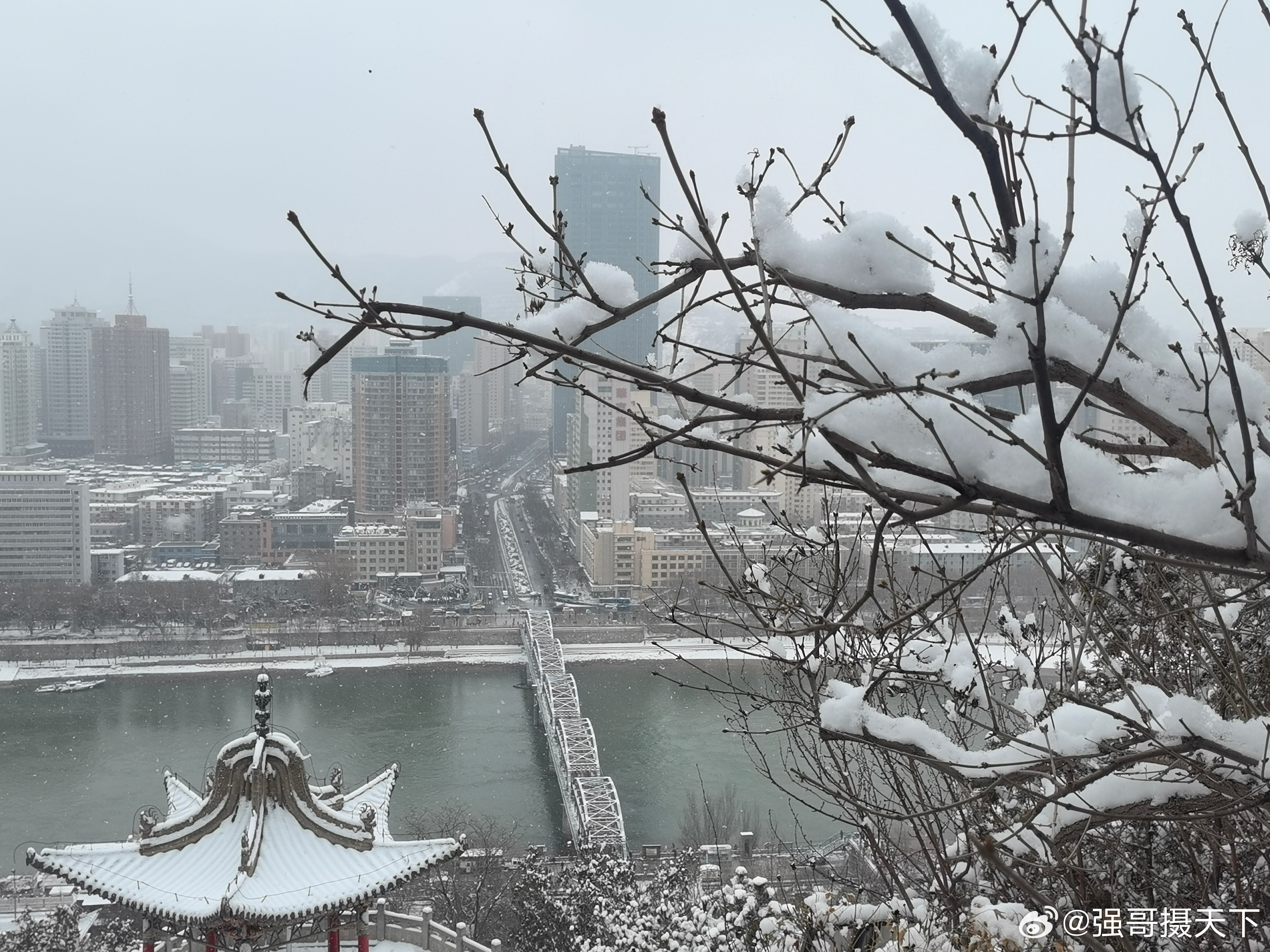 兰州雪乱交响曲，城市与自然的交响乐章