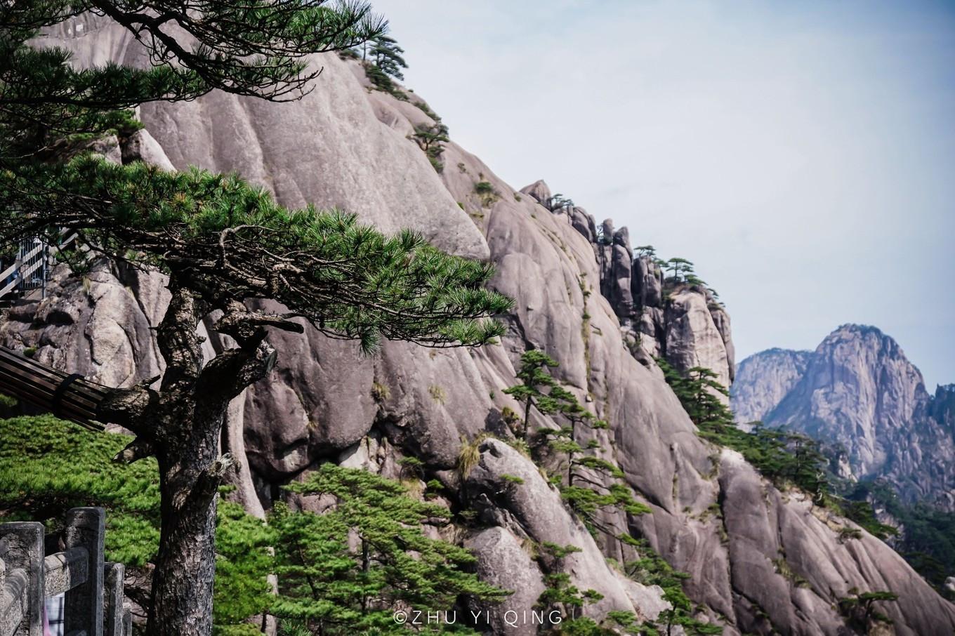 征服黄山之巅，挑战极限的征途