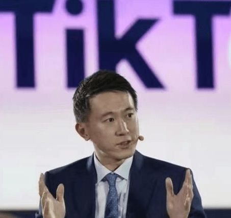 特朗普与TikTok CEO周受资探讨数字时代全球化挑战与机遇的合作之道