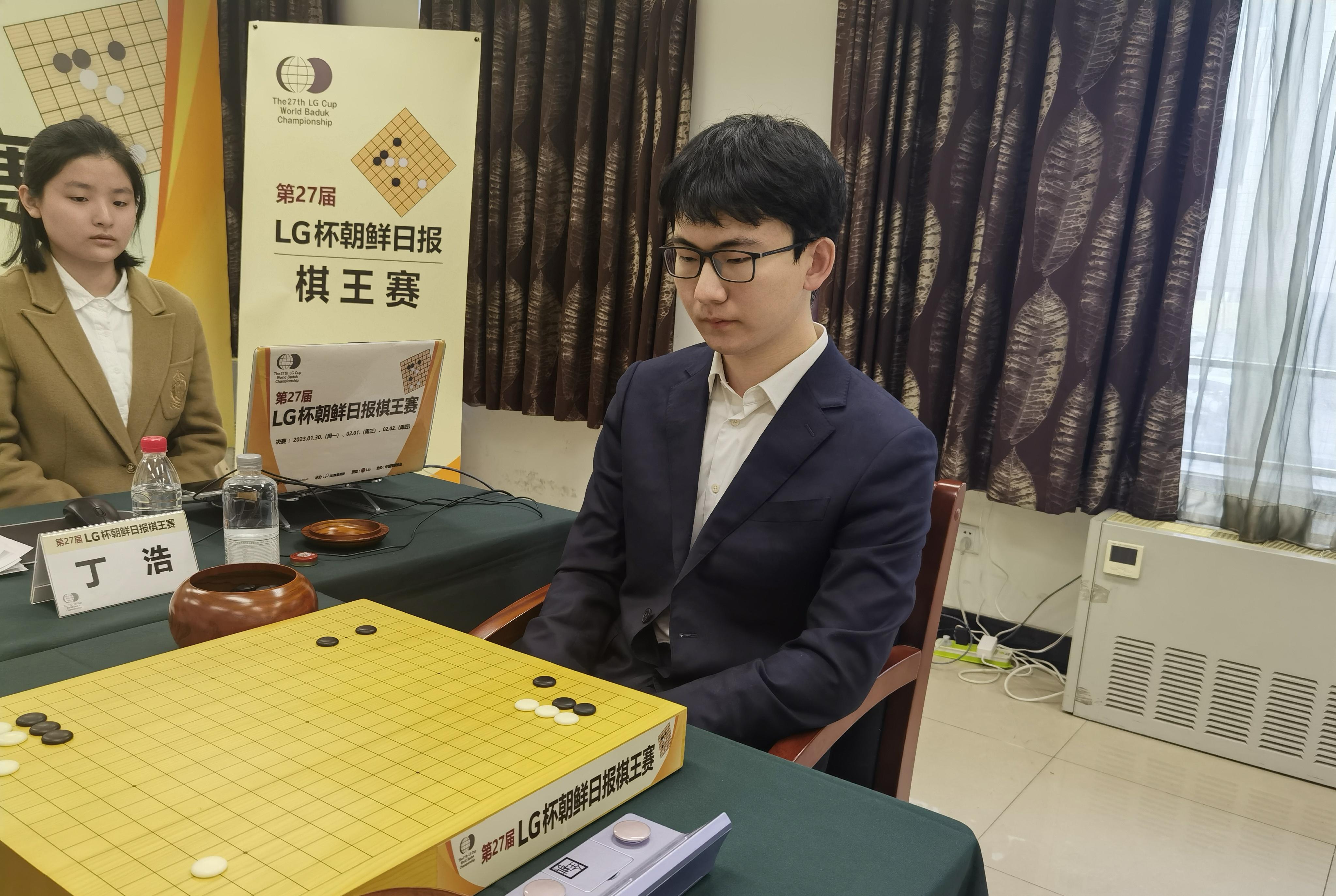 丁浩，从围棋新手到大师的蜕变之路