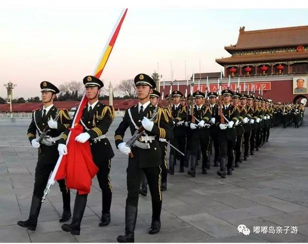 致敬新时代守护者，国旗护卫队送上硬核新年祝福