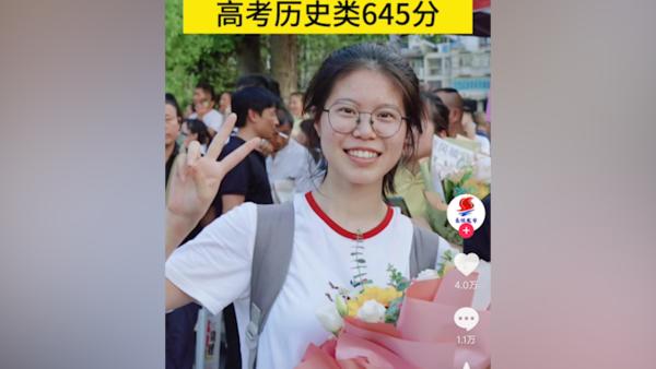 美国女孩小红书助力捞中国同学，跨越国界的友情与智慧的力量