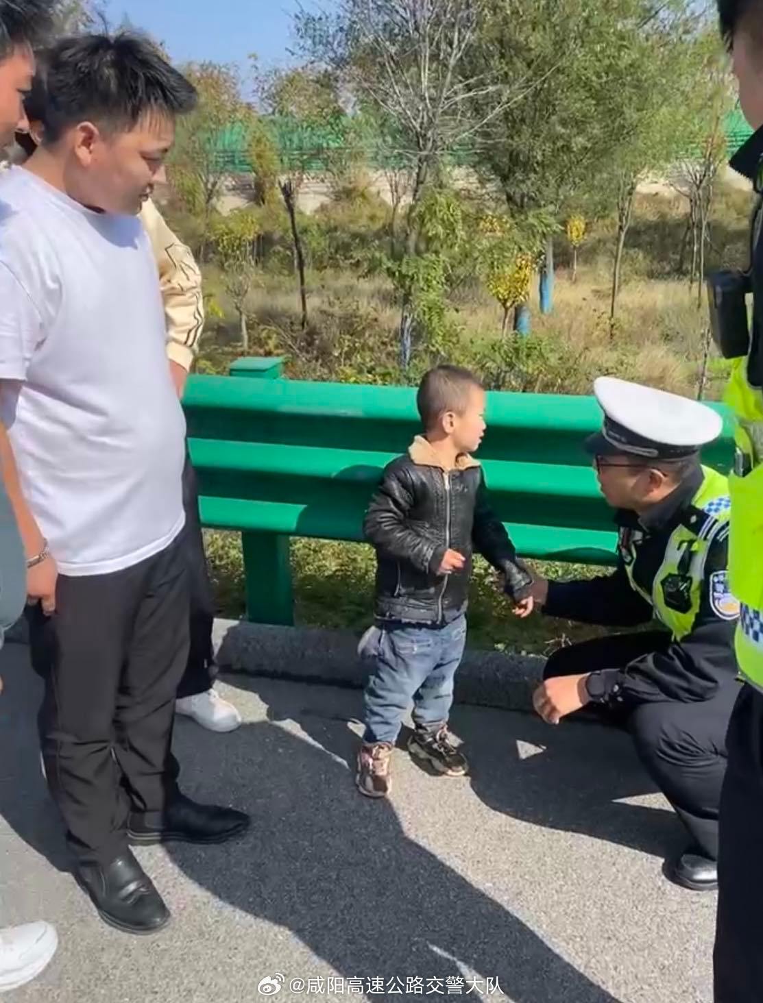 小孩哥高速遭遇，发声与反思之路