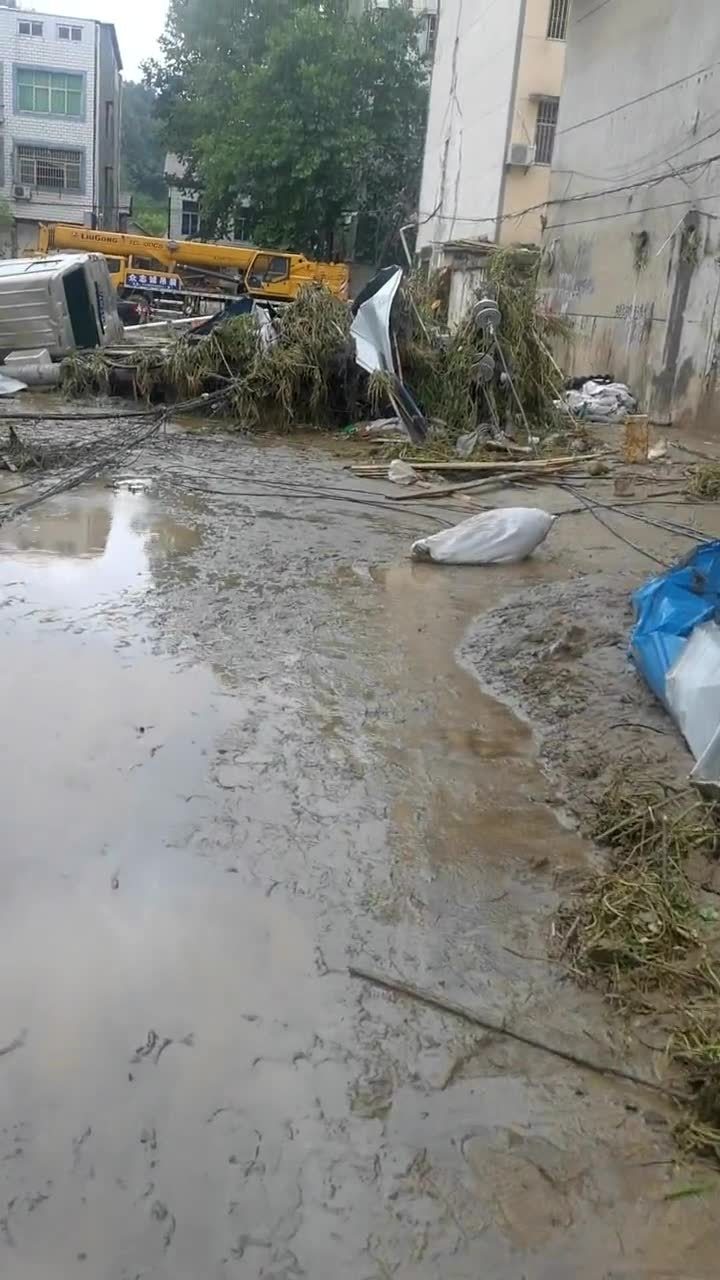 河南许昌暴雨后的真实景象揭秘，并非满目疮痍